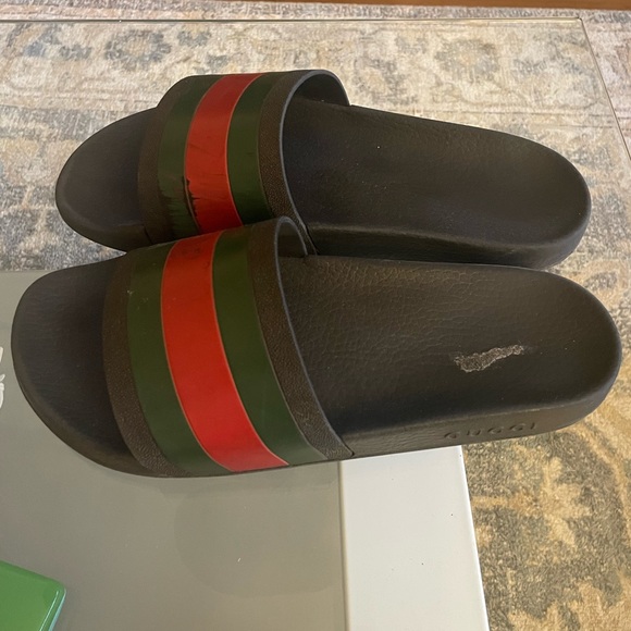 Gucci Slides - Picture 4 of 4